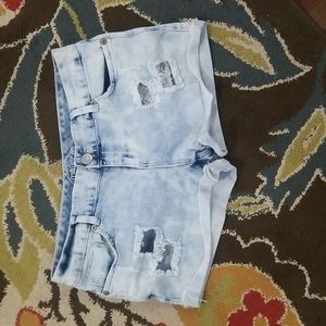 Womens size 13/14 jean shorts Maurice's